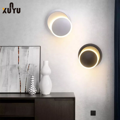 ทรายสีขาวเชิงเส้นโคมไฟติดผนังในร่ม 360 องศาหมุนฟรี