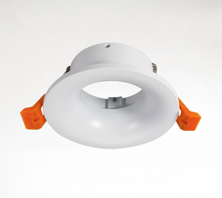 ตัวเรือน LED อุตสาหกรรม Mr16 สำหรับสปอตไลท์เชิงพาณิชย์ทรงกลมสีขาว 110-248v