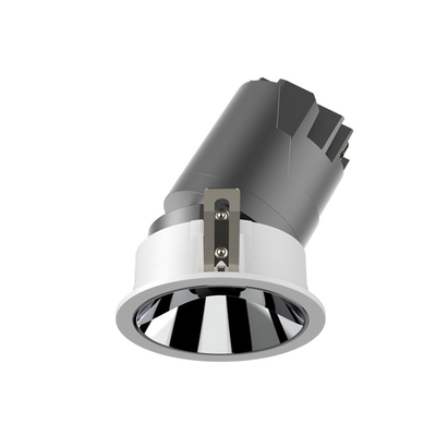 ห้องนั่งเล่น Led โคมไฟฝังฝ้า หรี่แสงได้ ป้องกันแสงสะท้อน 80lm/W ดาวน์ไลท์